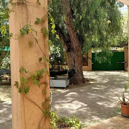 Apartment Apartamento-bungalow Con Jardin Y Garaje